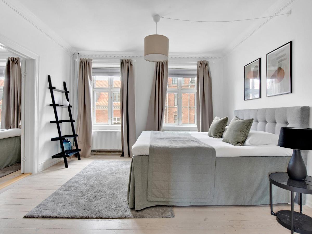 Sanders Stage - Endearing Three-Bedroom Apartment Near Nyhavn Copenhagen Exterior photo